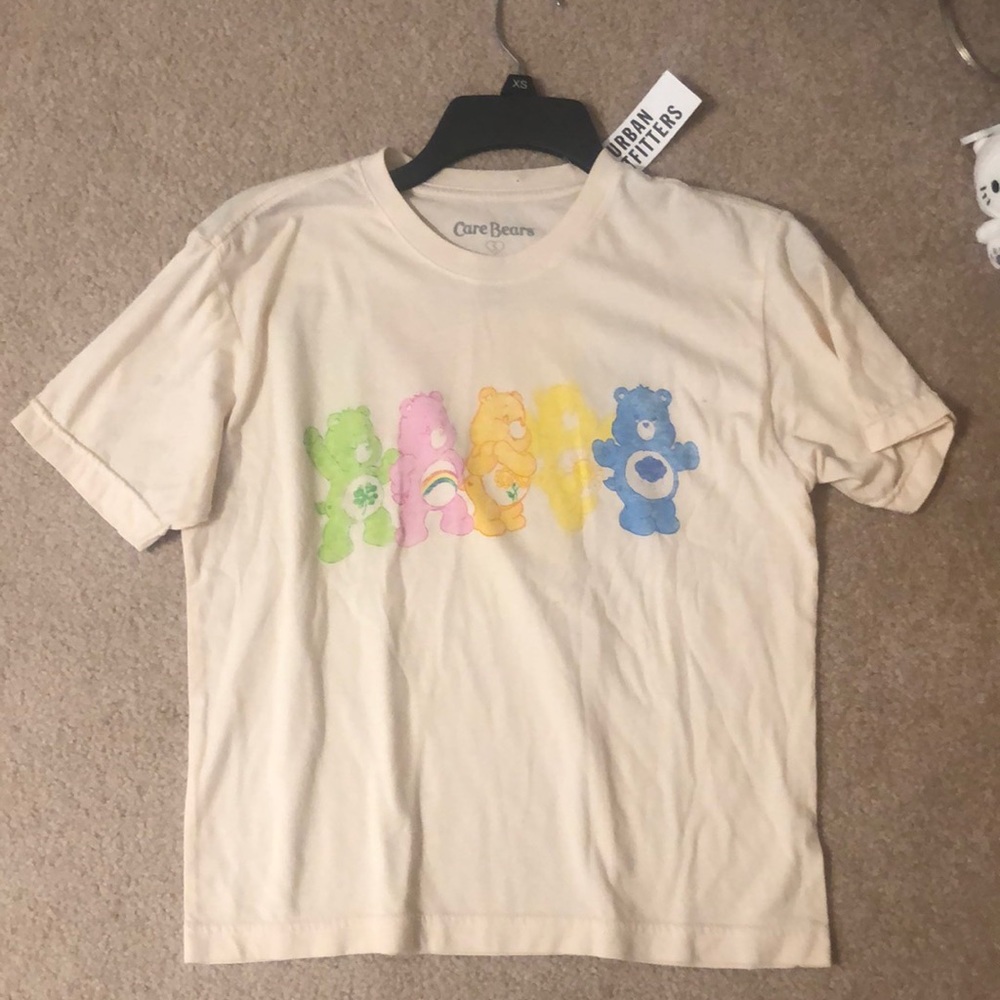 urban outfitters care bear tee BNWT